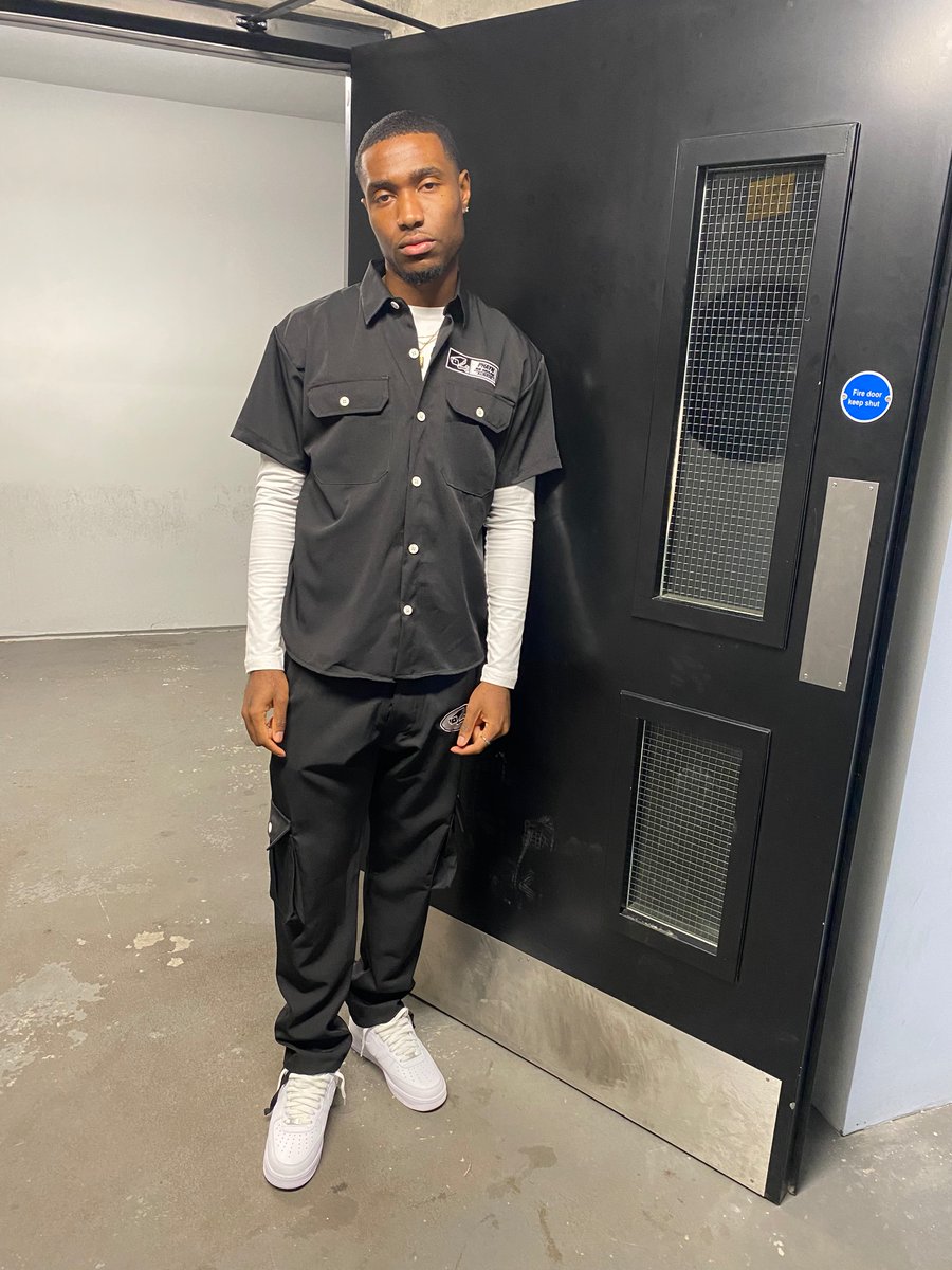phaynclothing's tweet photo. Friday..... https://t.co/VNpYZ3J3uO