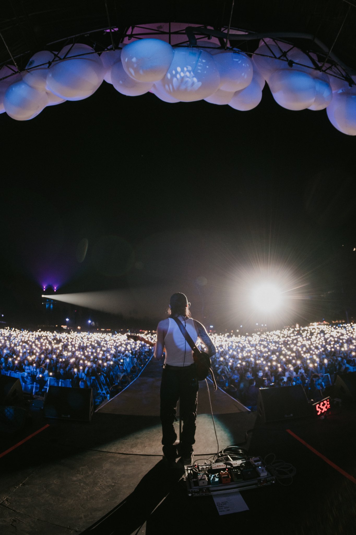 keshi on Twitter "HEAD IN THE CLOUDS 2021 88rising https//t.co