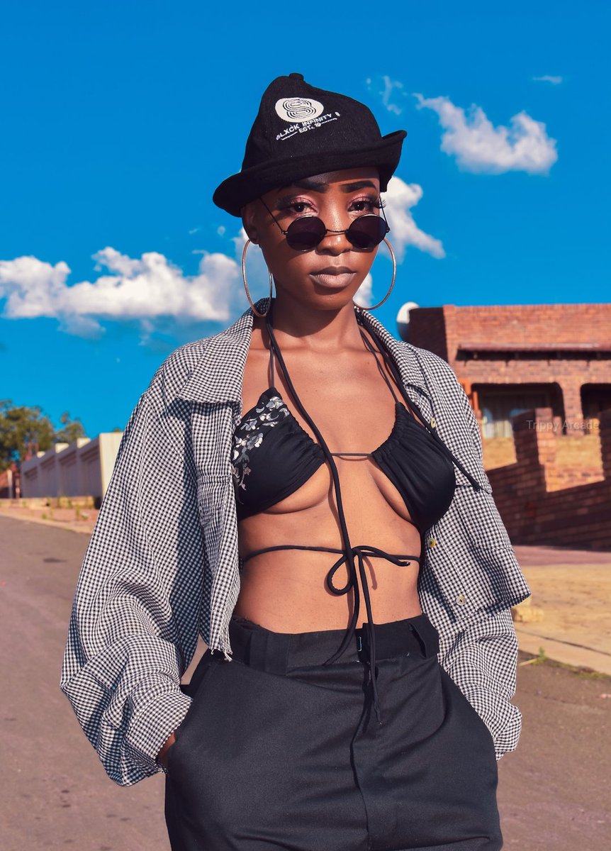 8Blackinfinity's tweet photo. Black🎱 Promo Visuals📸
Photo_cred:@Trippyarcade 
#black8 
#blxck8_promo https://t.co/v8FpAudEGM