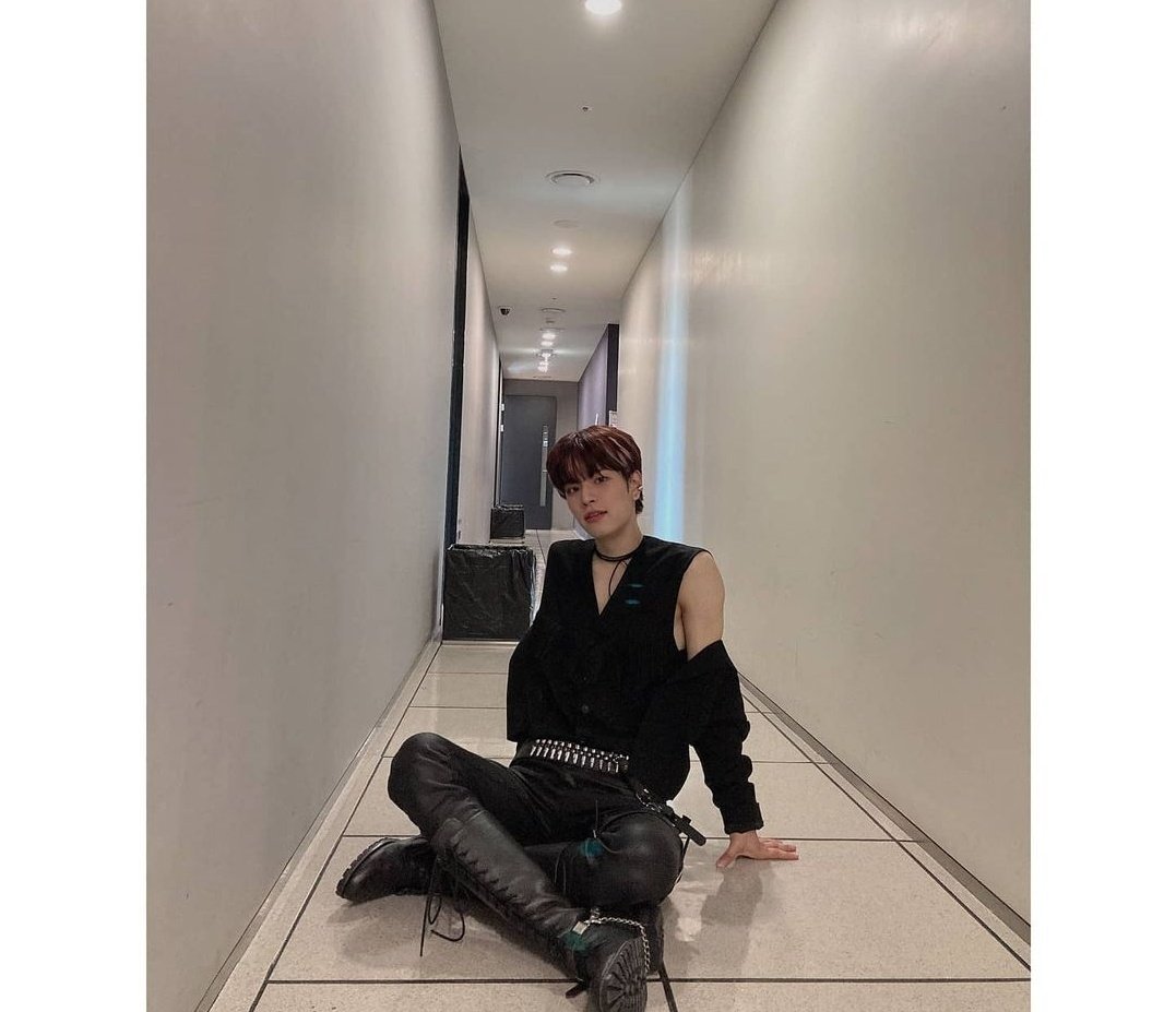 Skz278's tweet photo. Ben hâlâ bu fotoğrafların HD halini bekleyen bir enayiyim🙃

I vote for #straykids #MAMAVOTE https://t.co/JN3RXtHVD5