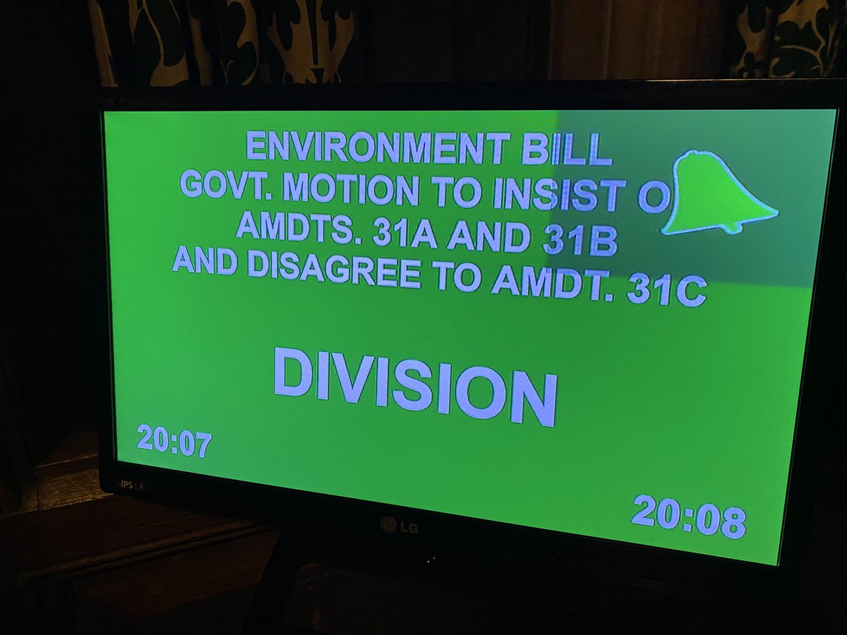 MPs are now voting on an amendment to strengthen the proposed Office of Environmental Protection. Labour is voting for a stronger OEP, the Tories are voting to keep it weak. #EnvironmentBill