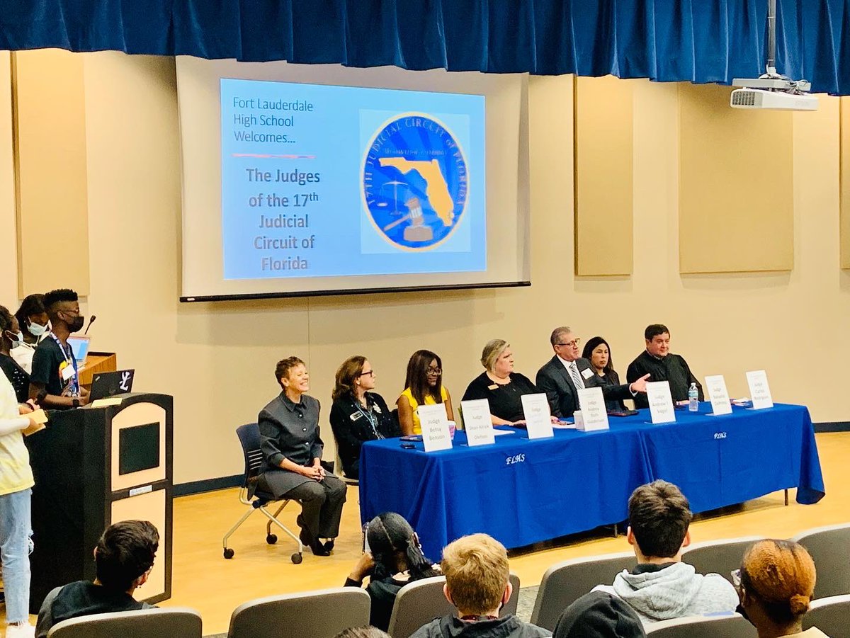 flhs_magnet's tweet photo. Day 1 of our Judicial Forum was a success!!! Who’s coming tomorrow during Period 6 for Day 2??? #meetthejudges #LAWTalks #justicerules @Broward_Bar @FlhsOfficial @magnetprograms https://t.co/RdQpPPoF90