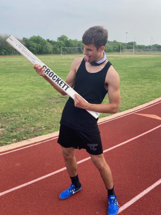 xavierchapa5's tweet photo. After a great conversation with @coachskilesxctf I have received my first offer from the university of the southwest. I would like to thank Coach  and all the people for believing me and pushing me to my limits💙@Crockett_Sports @uswtrackxc https://t.co/3ZOLQXXTu4
