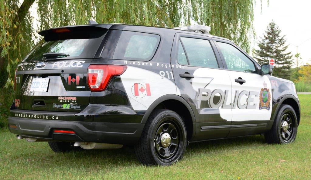 610CKTB's tweet photo. NEWS | 35 yr old Niagara Falls man arrested for thefts and possession of nunchucks. Details: https://t.co/OAGKLiBLui https://t.co/LdCYVuvG7v