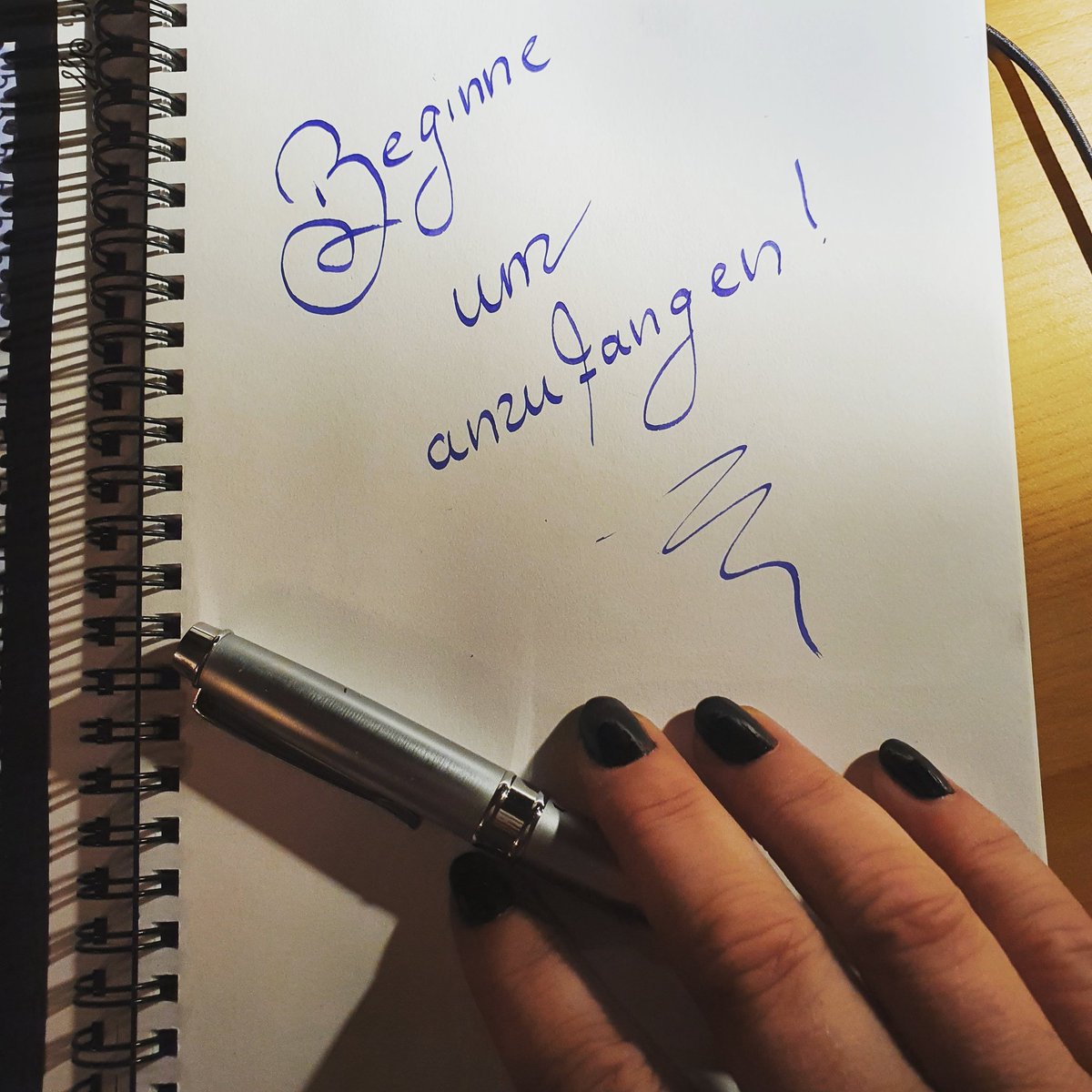 hofmann_leona's tweet photo. Beginne um anzufangen!
Sonst weißt Du nie,
was Du alles erreichen kannst.
Get in Action!
#mindset #persönlichkeitsentwicklung #persönlichkeitsentfaltung #lebengenießen #haltedurch #gibnichtauf https://t.co/GAECYNzoL7