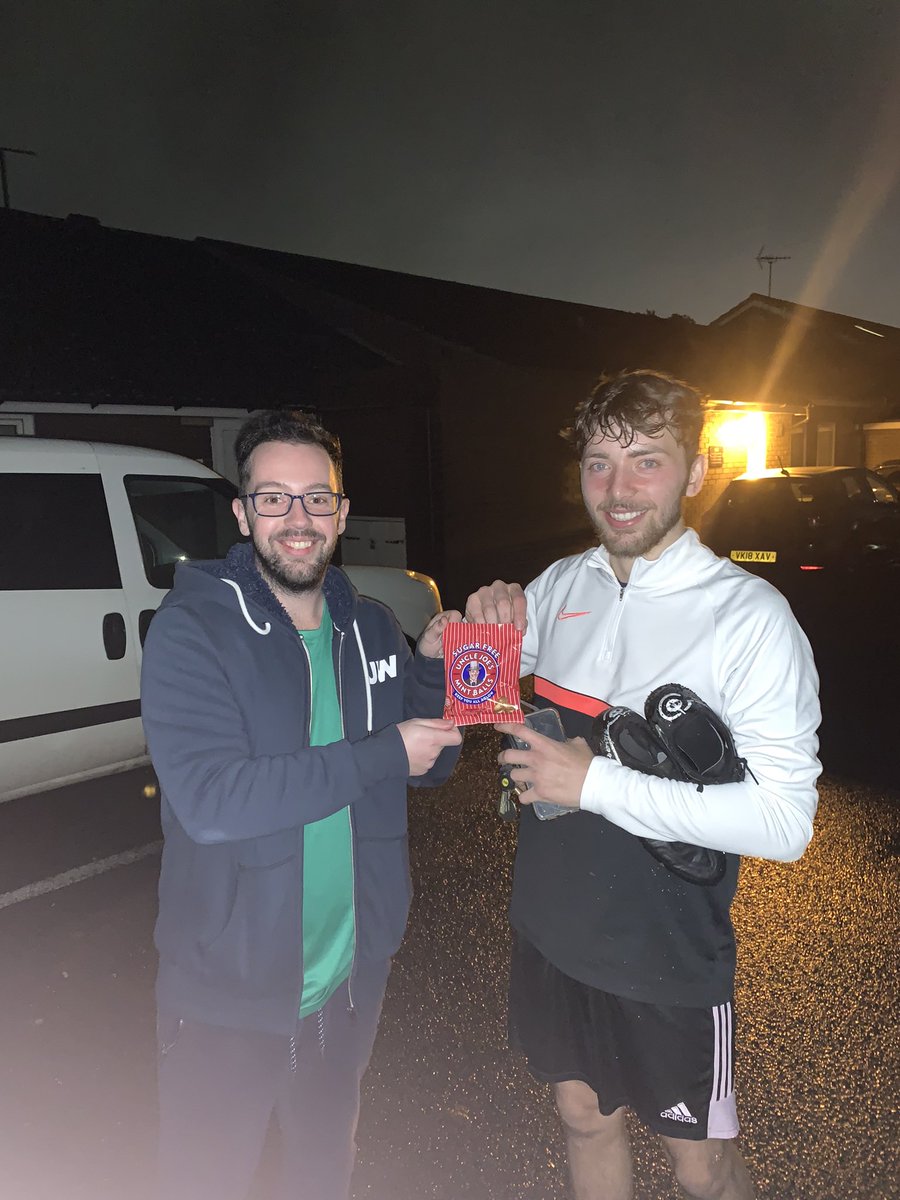 RealSoSoBad4's tweet photo. 2 games 2 wins last weeks MOTM winner @JacobShort6 supplies the my first spag Bol MOTM award to @ElliottEbanks after A Hat trick in our 4-1 win. @BRowlands6 takes the debutant award on behalf of all debutants that played today. #upthesosobad https://t.co/bNf1r0mGJR
