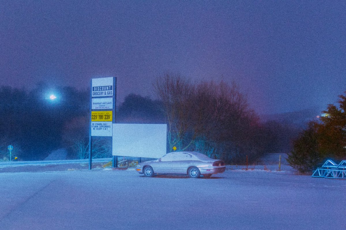 whateveroxy's tweet image. colors in the snow