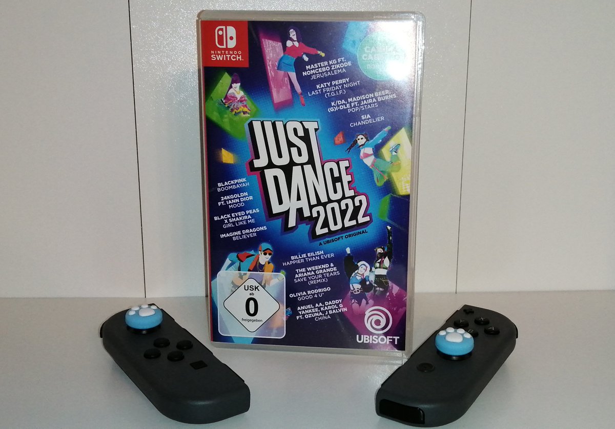 MagicalOrchid's tweet image. Where are the dancers out there? 😁 

First time playing a &quot;Just Dance&quot; title on the Switch after all the years on the PlayStation and it feels smoothly and superb! They did a good selection of songs this year imo. 

#JustDance2022 #JustDance #SwitchUpdate #Ubisoft