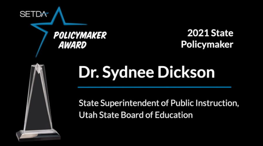 StanFreeda's tweet photo. Congratulations to Sydnee Dickson for winning the @SETDA State Policymaker Award at the Leadership Summit.  #EdTech #NHEdTech #SETDA #StatePolicy https://t.co/dblHlfCmC7