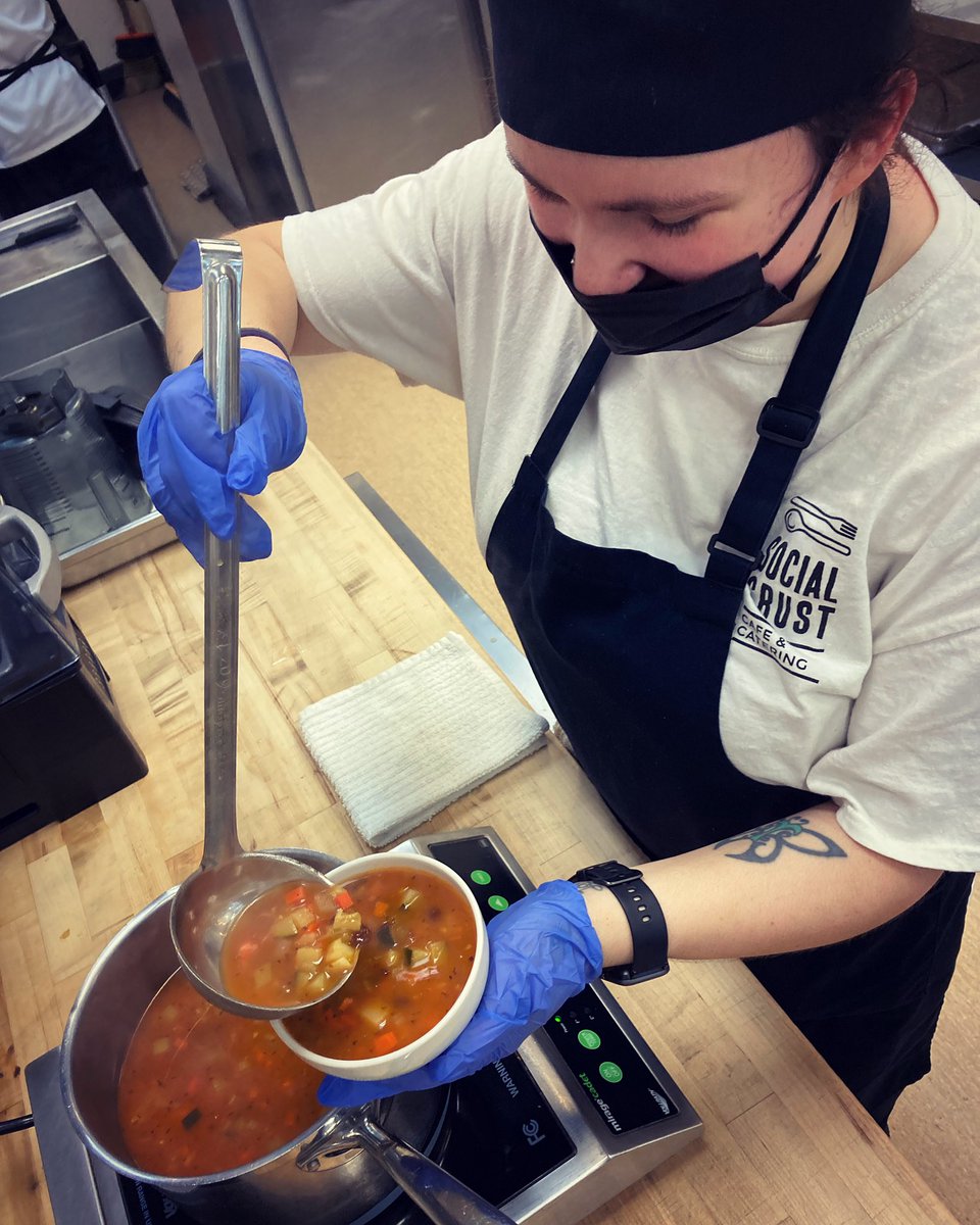 Chilly days calls for comforting hearty soups! Cozy up with our Minestrone.🍅 A classic favourite packed with seasonal vegetables, beans and pasta! 

#cafe #supportlocalvancouver #socialenterprise #soup #vancouver #vancity #dishedvan #yve #yvrcafe  #604eats #vancityfoodie