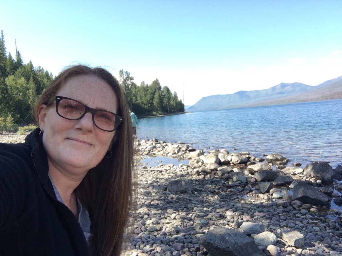 LBradleyAuthor's tweet photo. Follow me on Book Bub. The more the merrier! See you there. https://t.co/wkdw7qM9Zf
#montanabound #writer #WomensFiction #contemporary #newseries2022 #Amazon #Kindle #BarnesandNoble #bozemanlibrary #readlinda #amwriting #writerslife https://t.co/x5KCIQ0idL