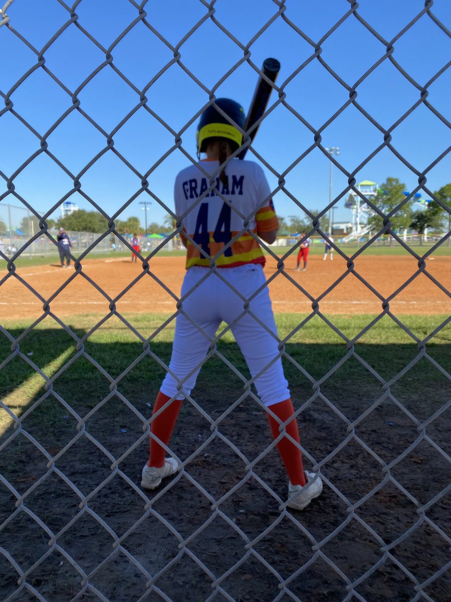 averyngraham2's tweet photo. @GoShockersSB @USASoftball @SoftbalAmerica @RecruitLook @RLSoftball_ @ncsa @TexasTechSB  @Nevada_Softball https://t.co/97PfIW8PYY