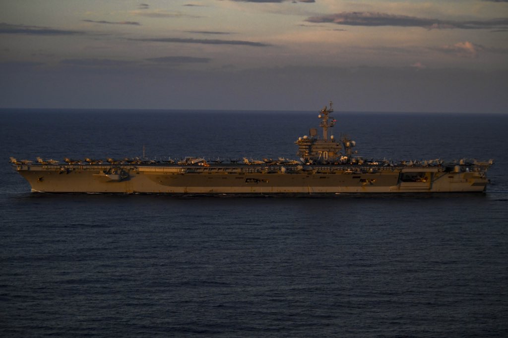 USS Carl Vinson tweet media