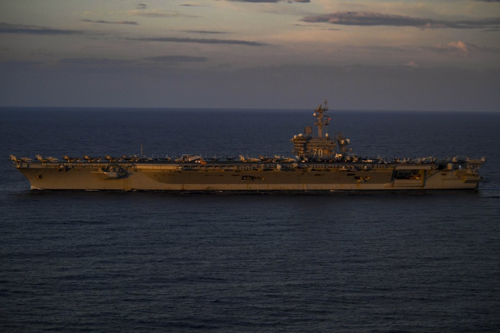 Virtute et Armis 🛡 #CVN70, #CG67, and #CG57 transit in formation in the South China Sea, Nov. 4. #Mighty70 #ForgedByTheSea #NavyReadiness #FreeandOpenIndoPacific