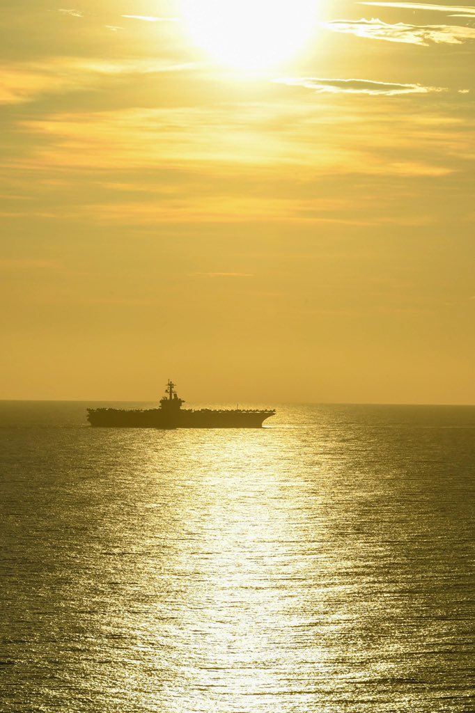 USS Carl Vinson tweet media