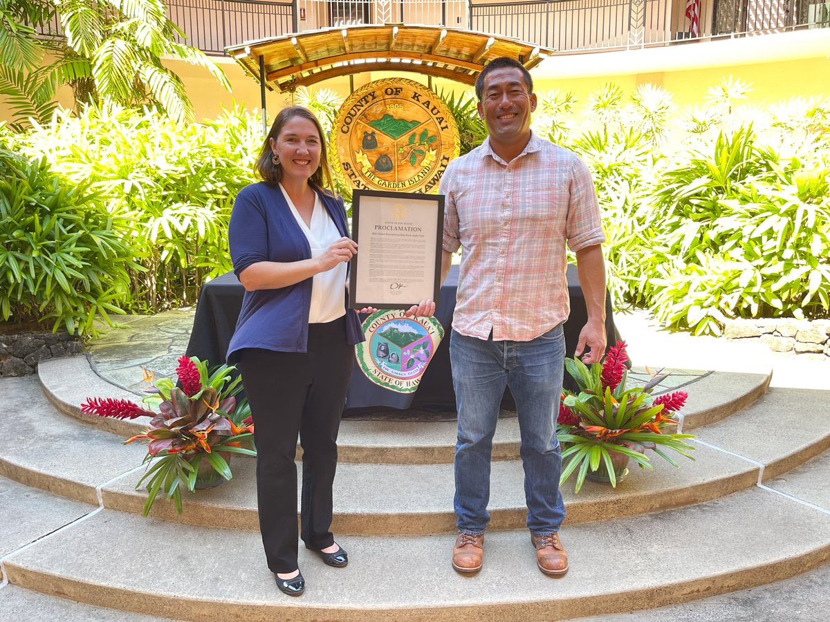GEWAlohaState's tweet photo. On November 1st, 2021, Mayor Derek Kawakami proclaimed Nov 8-14 #Kauai's first "Global Entrepreneurship Week Aloha State" #GEWAlohaState #GEWAlohaState2021 #GEW2021!!
#StateofHawaii #Hawaii #Honolulu #Oahu #Maui
#entrepreneurs #KauaiCounty #proclamation https://t.co/BcfS00pFZu