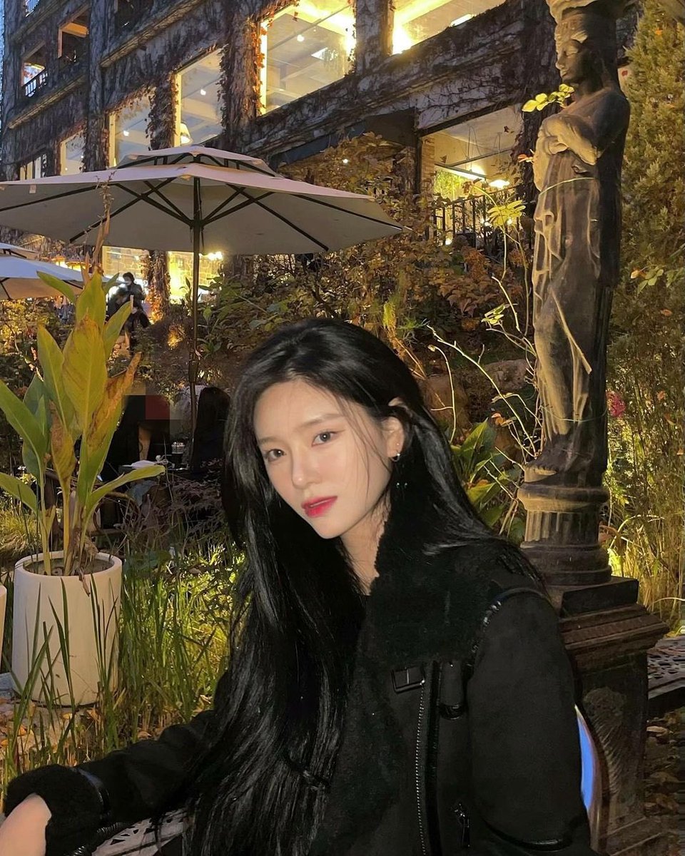 hourlyrayeon's tweet photo. girlfriend material <3 

#RAYEON #나연 #ナヨン #FANATICS #파나틱스 #ファナティックス https://t.co/PUtabOvW2X