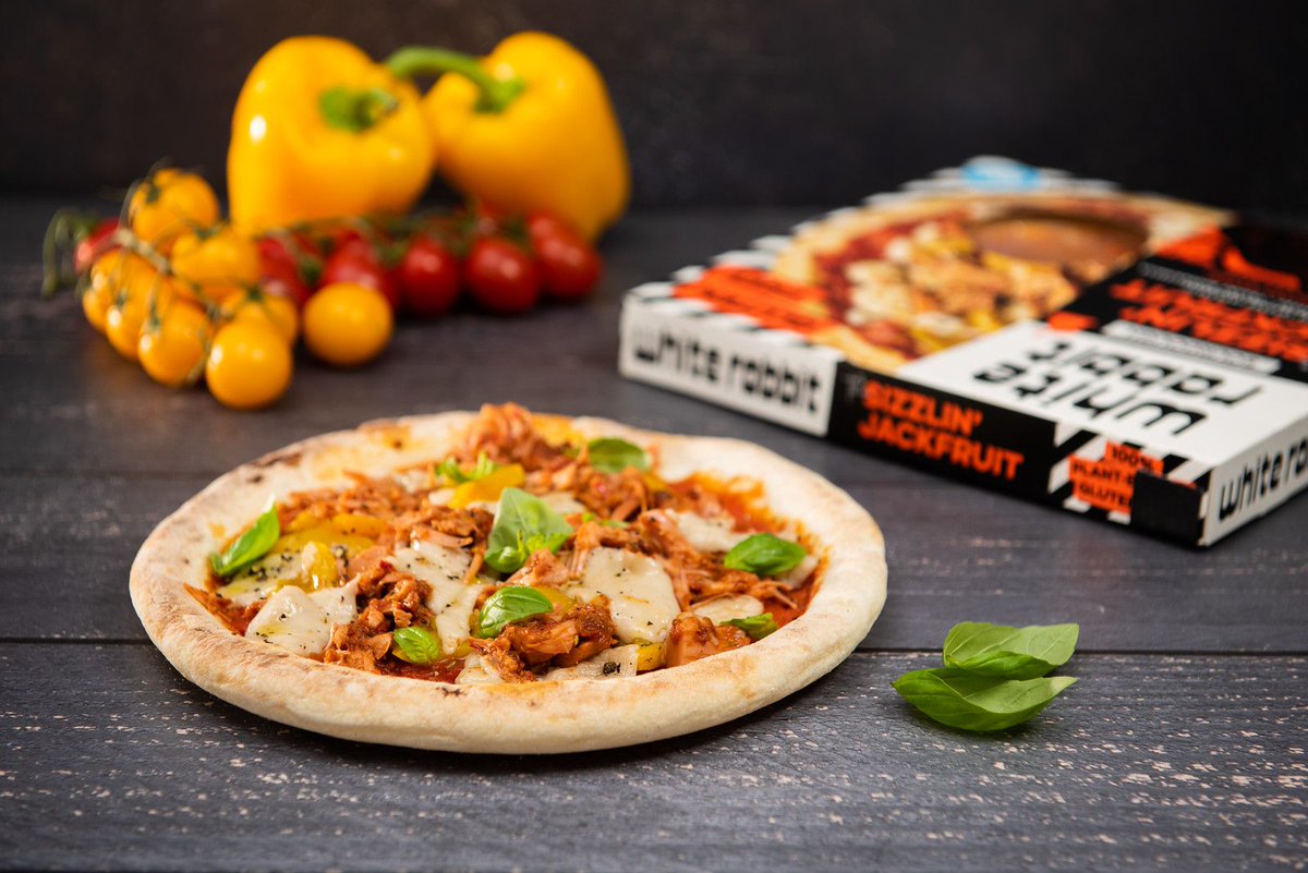 If it wasn't already pizza for tea, maybe it should be 😋 
Happy to yell about the tasty pizzas from White Rabbit PIzza!