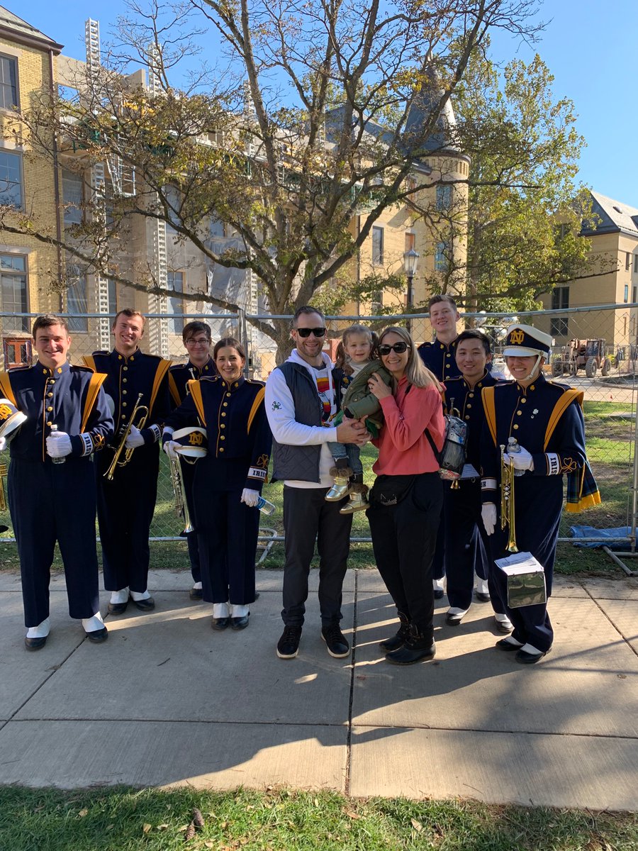 @NotreDameBand Thank you #NDband for making my daughters wknd. Every band member took time to say hi and were so nice. Go Irish ☘️