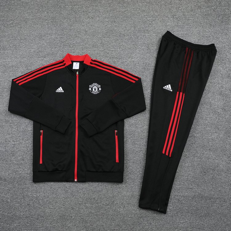 lfsports6_'s tweet photo. ADIDAS NÃO ERRA UMA DO UNITED!! 🤯🚂7️⃣ https://t.co/FoICDGViP6