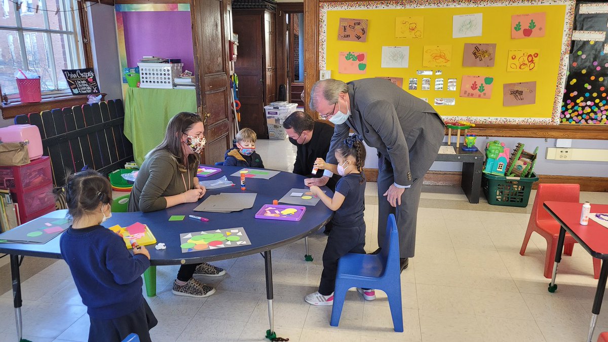 stmarybrookline's tweet photo. Thank you Superintendent Thomas Carroll for visiting St. Mary's. The students and staff were overjoyed with your visit!

@CSOboston 
@BostonCathSupt 
@stmarybrookline https://t.co/uTmezMUq7j