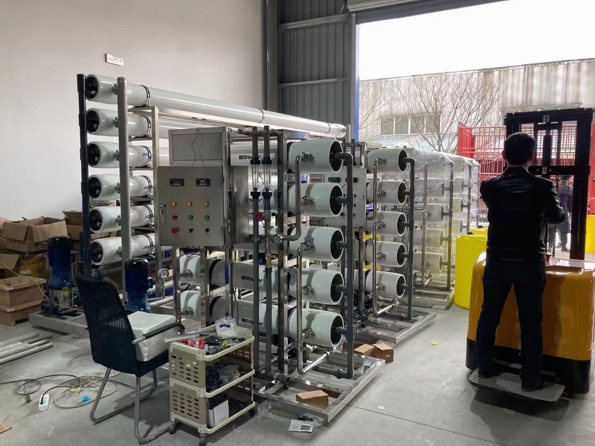 GlarryWang's tweet photo. #FRPROmembranehousing #FRPpressurevessel #FRPvessels #reverseosmosis #membranevessels 
#FRPMembranehousing #Winder #WinderG

 +8619932484951(WhatsApp/Wechat/Skype) https://t.co/i1qWhA5XEl