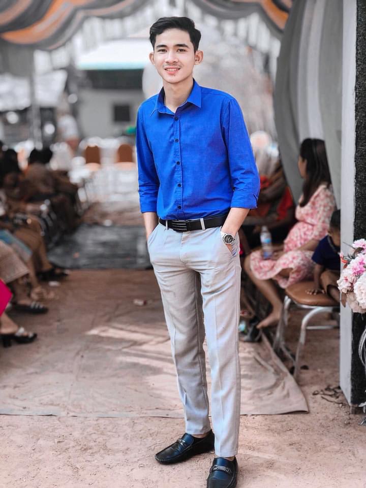 Seth78224557's tweet photo. បោកខ្ញុំបាន ចេះតែបោកទៅ ទាន់ខ្ញុំនៅល្ងង់😌 https://t.co/DeMcGMl9it