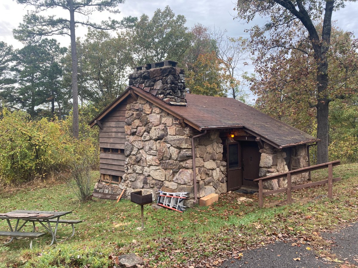 rmcowdrick's tweet photo. Fortunate to be able to join a HistoriCorps crew this past week, preserving the USFS’s Lake Wedington’s  cabins and structures. 
Consider joining a future HistoriCorp project. 

#historicorps #preservation #conservation #lakewedington https://t.co/isuhx5vugn