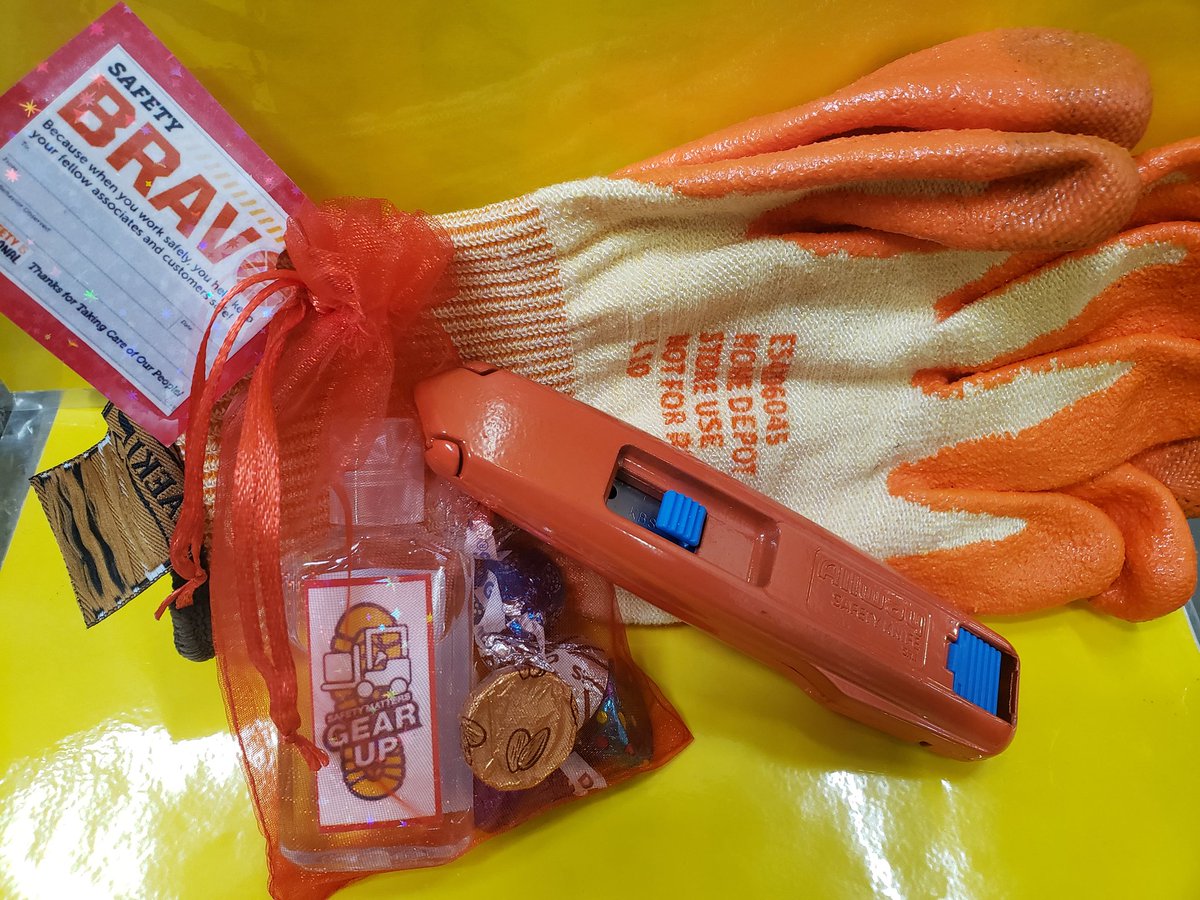 Gear up to provent cuts and lacerations. #safetyispersonal #safetytakeseveryone #brentwoodinfocus