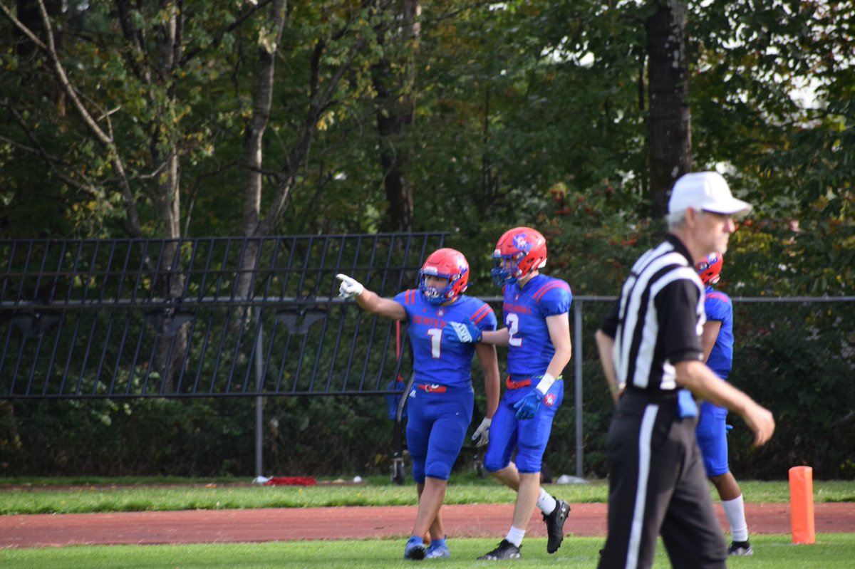 Zeastmode24's tweet photo. I am truly honoured to be announced conference offensive player of the year, look out for a provincial all star selection soon! @CentaurFB @ASYSFB https://t.co/hn68Qc0EbQ