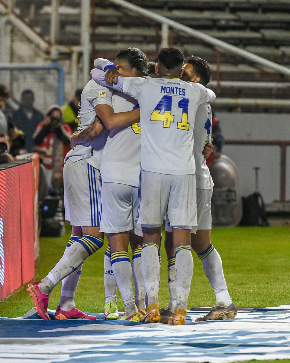 AmealJorgeAmor's tweet photo. Otra buena producción colectiva del equipo. Otro paso adelante para la consolidación. Otros tres puntos importantísimos pensando en todo lo que viene por delante. A seguir por este camino. https://t.co/vC1sK2HRh6