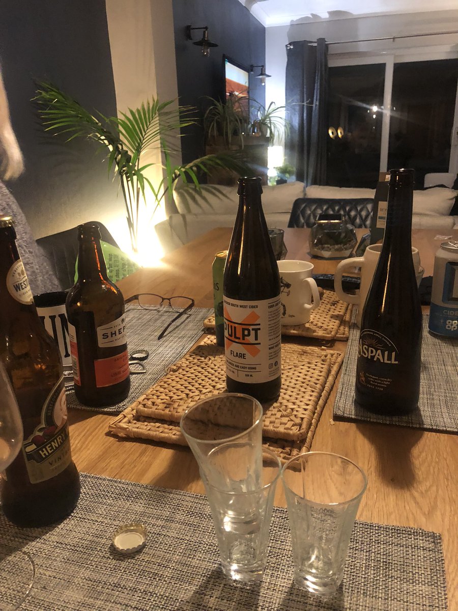We’re drinking cider and cyder - thank you <a href="/pulptcider/">PULPT</a> <a href="/thatchers_cider/">Thatchers</a> <a href="/Aspall/">Aspall</a>