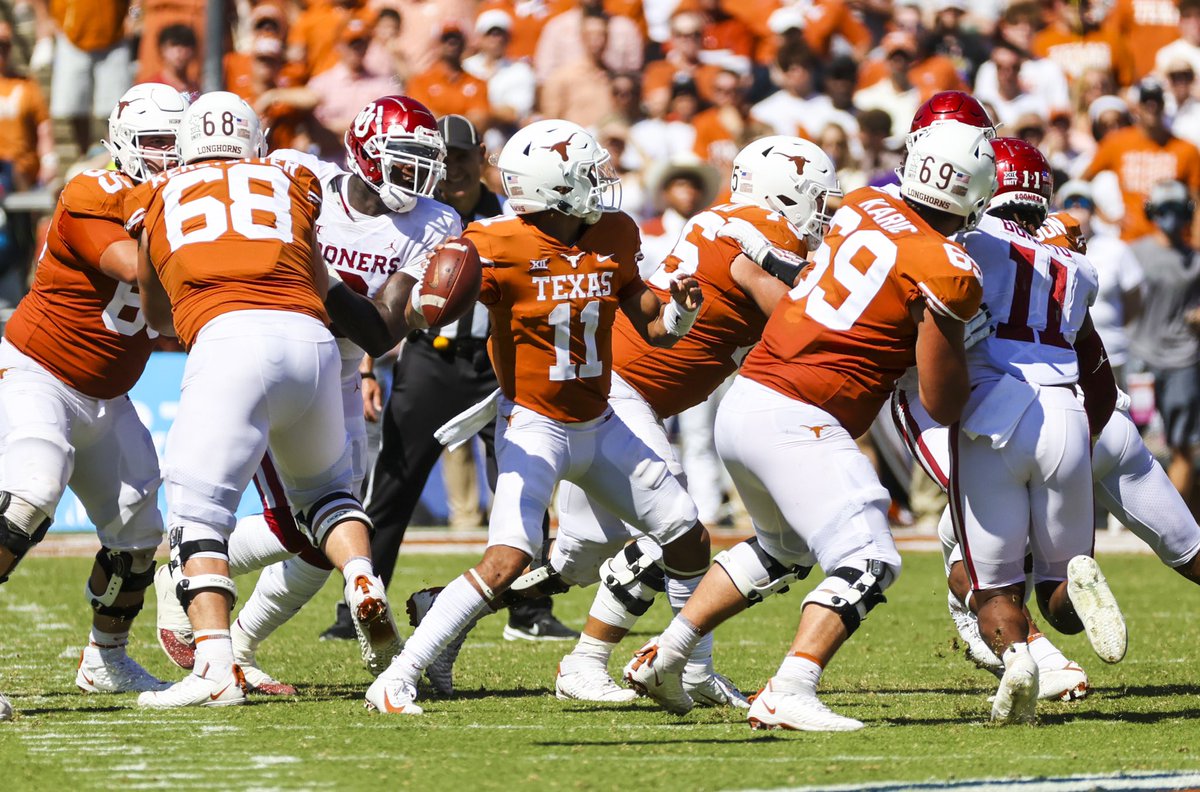 #AGTG blessed to receive another offer from The University of Texas #HookEm 🤘🏾