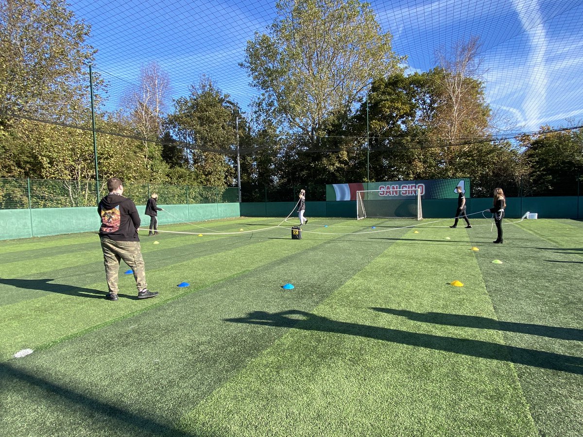 Great partnership work with @PortsmouthColl E-Sports students last week. 

Our UPS students working on their leadership skills as they delivered sessions to the E-Sports cohort to assist them on their communication and teamwork skills 👏🏼
#teamwork #leadership #communication #copc
