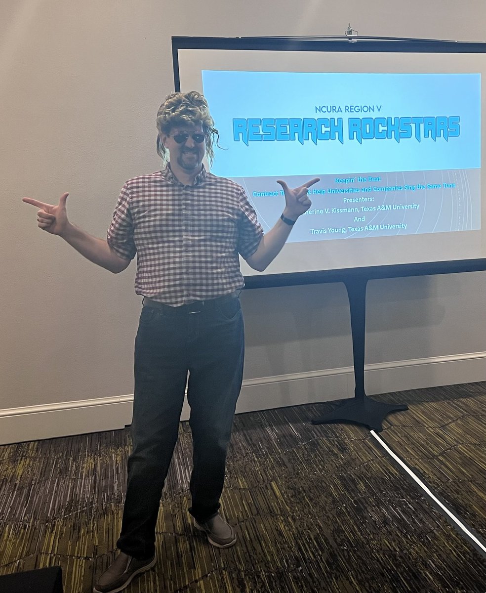 ncura5's tweet photo. “Turn it up to eleven" Research Rockstars ⁦@NCURA⁩ #resesrchrockstars https://t.co/1qb4Zv1fsi