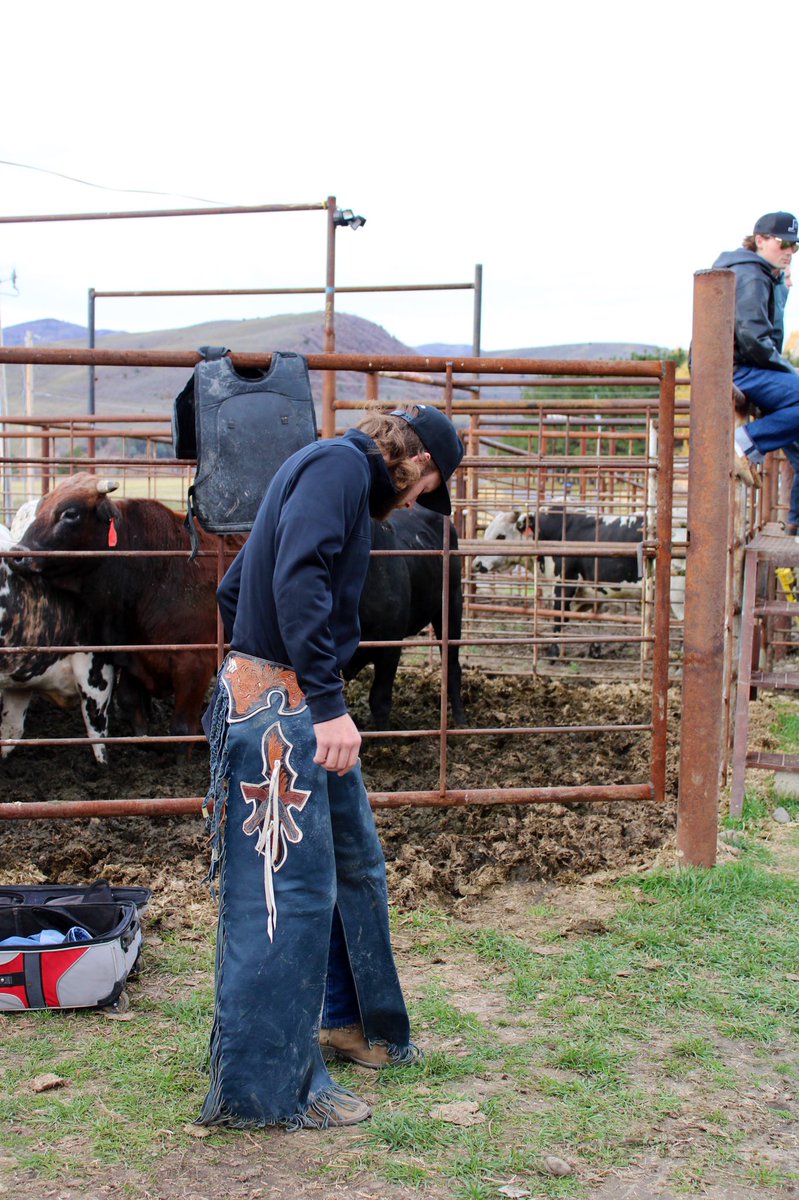 trevkell98's tweet image. Life’s bullshit. Enjoy the chaos.