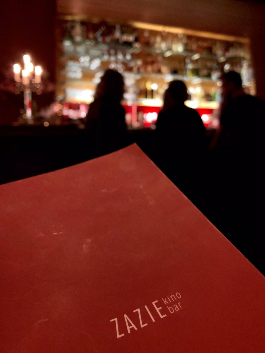 TobiasBringmann's tweet photo. #Kino als Sozialer Ort — das #Zazie in #Halle ist ein zauberhaftes #Programmkino, in dessen Bar Cineasten auch einfach so einfallen können. Solche Orte braucht eine Stadt.
Kultur ist #Daseinsvorsorge! https://t.co/kEQo0Ni2Ib
