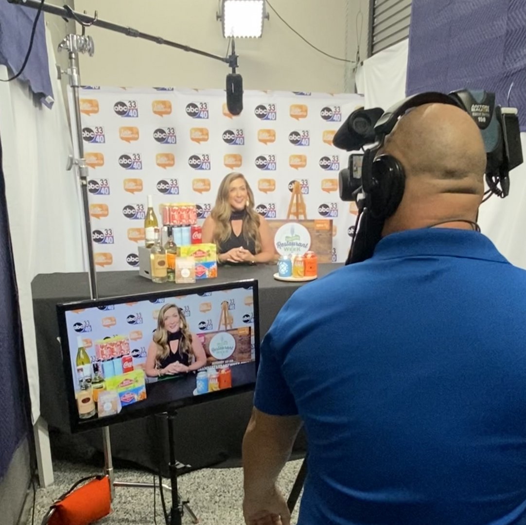 STYLE_bham's tweet image. Looking for an internship in the PR industry? 🗣️ We&apos;re accepting applications now for our spring Public Relations &amp;amp; Digital Media internships! To apply, email your resume, cover letter and three writing samples to info@styleadvertising.com. 

#PRAgency #PRinternships