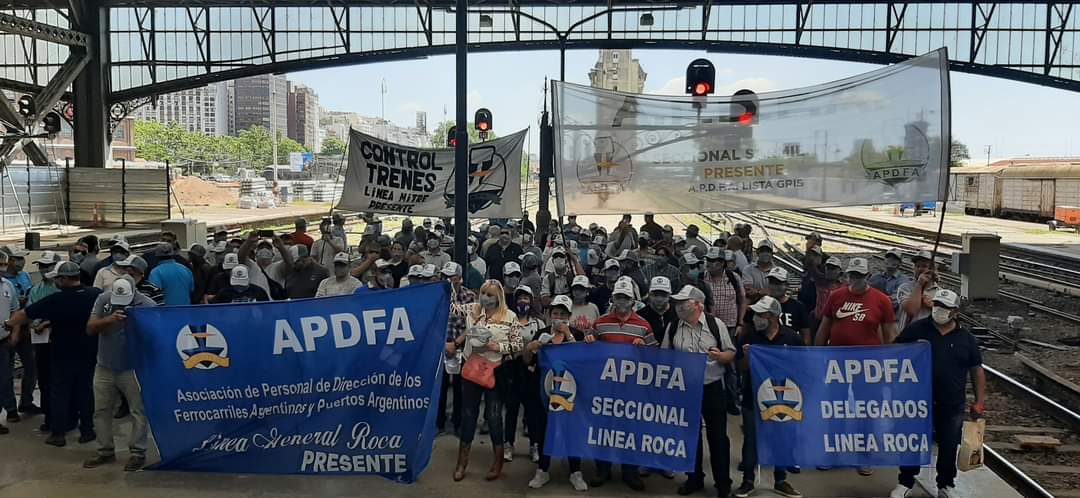 ApdfaListaGris's tweet photo. Actualización del Convenio Colectivo de Trabajo de Apdfa en Trenes Argentinos Operaciones. No más fuera de Convenio. El trabajo digno es un Derecho Humano @MartinMarinucci @MindeTransporte @AlexisGuerrera https://t.co/OEU95mwF7t