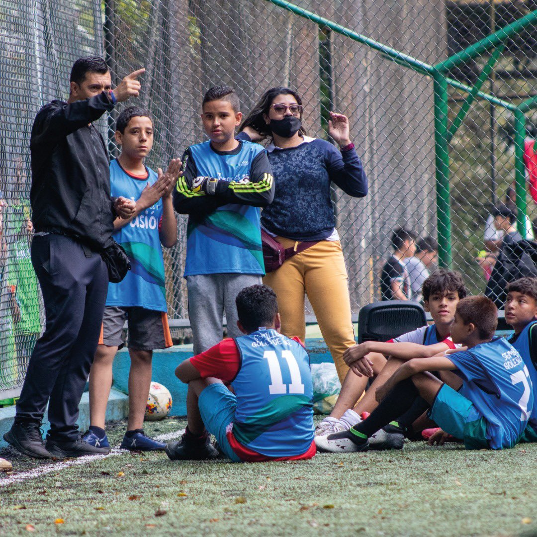 FConconcreto's tweet photo. El torneo de #GolesDePaz en San Blas fue un día lleno de diversión 🤪 y de fortalecer el trabajo en equipo por medio del juego ⚽️🏟 https://t.co/G4TJ3booBT