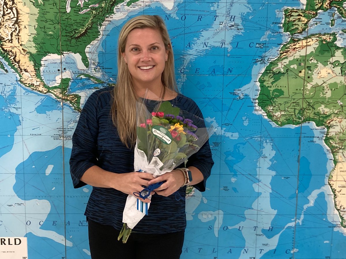 LacyESLions's tweet photo. Congratulations to Lacy’s Teacher of the Year - Britton Ellis, Special Education Teacher! https://t.co/vTipWayMlo