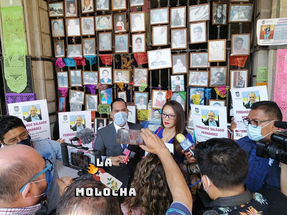 DigitaMorelos's tweet photo. ESCAPA DE LA JUSTICIA #DEPREDADOR SEXUAL #INFANTIL; ERA #MAESTRO DE #TAEKWONDO EN #MORELOS
#Víctimas denuncian que el 7 de noviembre del 2021, #FernandoSalgado, quien abusó de menores siendo funcionario público, escapó de prisión domiciliaria, donde enfrentaba la #justicia_ https://t.co/zvNXpH3f50