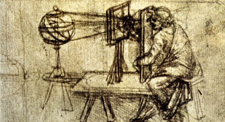 RealPreCinema's tweet photo. His #CodexAtlanticus (Vinci, Leonardo, Ambrosian Library, Milan, Italy, Recto A of Folio 337), and 'Manuscript D' (Vinci, Leonardo, Institut de France, Paris, Folio 8) both give detailed accounts of the #pinhole effect, diagrams (below) and explanations of its principle. https://t.co/FGcB7zhFdt