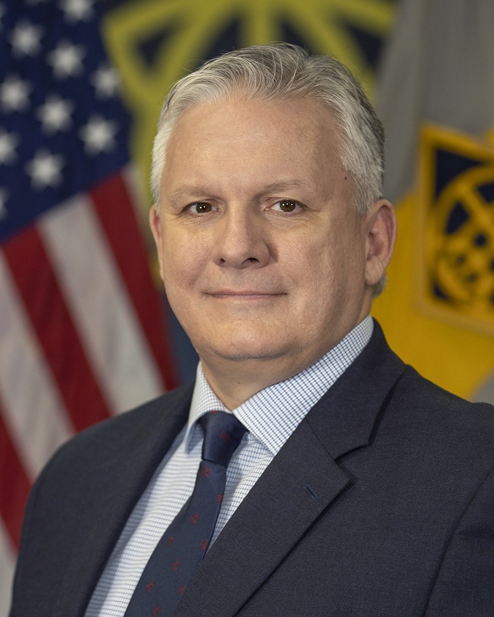 USAFMCOM's tweet photo. We continue featuring #veterans. Mark Burton, USAFMCOM G3 director, served from 1989-2017. 

“I used to look at veterans with awe when I was younger, and now I am one…The torch has been passed, and I am thankful I had my watch with it as a U. S. Army Soldier.” https://t.co/iHOK1NWpey