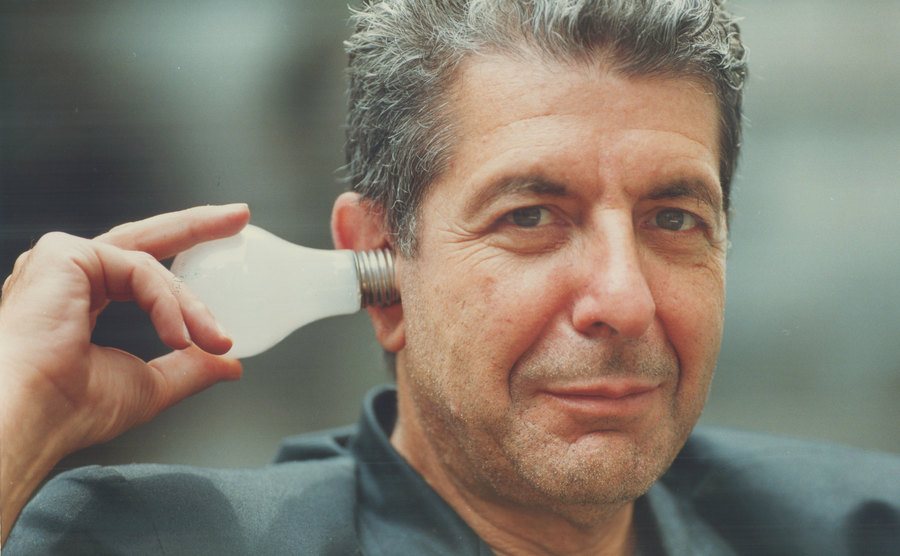 TheDailyLeonard's tweet photo. No context #LeonardCohen https://t.co/AgMRuIDKHG