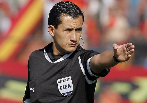 adnradiochile's tweet photo. Enrique Osses aprobó el desempeño de Julio Bascuñán y aseguró que no hubo penal de Católica en contra de la U en el Clásico https://t.co/vENyk3Q7ds https://t.co/uGlGDXbHRN