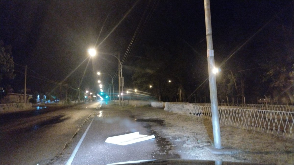 MauricioSatOk's tweet photo. Nos rompieron y bajaron carteles, pusieron los suyos después que nosotros y ahora salen a acusarnos de una maniobra montada por ellos mismos ¿De verdad van apostar a una campaña sucia en la antesala de las elecciones? Seamos serios y responsables, ante todo. https://t.co/rFiTrb5iDB