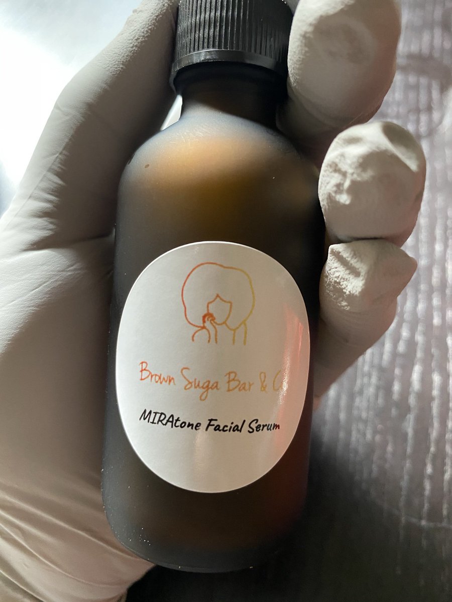 BrownSugaBarCo's tweet photo. It costs $0.00 to retweet &amp; show support for a black, woman-owned business 🙏🏾 

#BlackOwnedBusiness #OrganicSkincare #VeganSkincare https://t.co/rIpseHNZqR