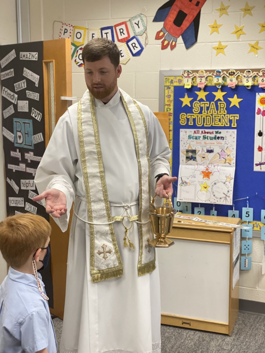 QASchool's tweet photo. We begin Vocations Week with A Prayer for Vocations and thank Father Paul Porter for blessing each of our students. #EncounterChrist https://t.co/DmJQAh21mn