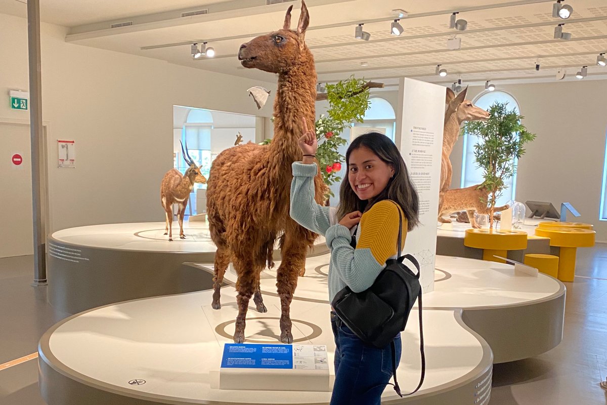 Portland_State's tweet image. “Being a First Generation represents progress for my family. It also means that I have been privileged enough to pursue an education and can give back." ✨ #PSUFirstGen student Nicole Trujillo-Salazar

#CelebrateFirstGen 

See more stories ➡️  bit.ly/2YiUeBJ